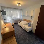 Gaestehaus Regenbogen Oda ve Kahvaltı Königsfeld im Schwarzwald