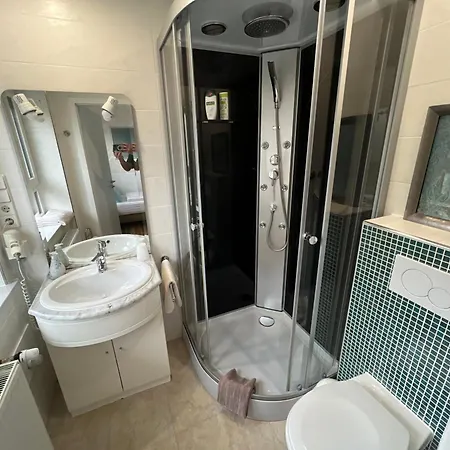 Gaestehaus Regenbogen Couette-café Königsfeld im Schwarzwald