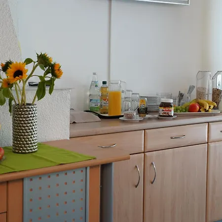 ベッド・アンド・ブレックファスト Gaestehaus Regenbogen