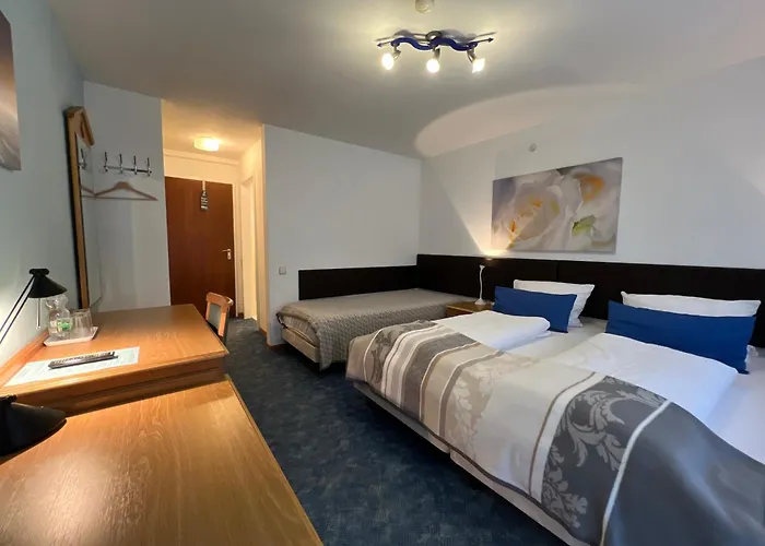 Gaestehaus Regenbogen ベッド・アンド・ブレックファスト 3*