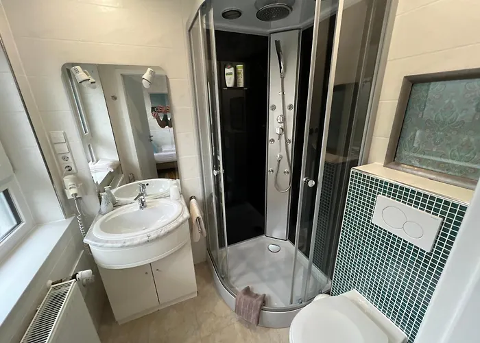 Gaestehaus Regenbogen ベッド・アンド・ブレックファスト ケーニヒスフェルト・イム・シュヴァルツヴァルト