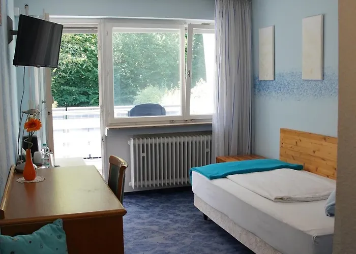 Gaestehaus Regenbogen ベッド・アンド・ブレックファスト 3*